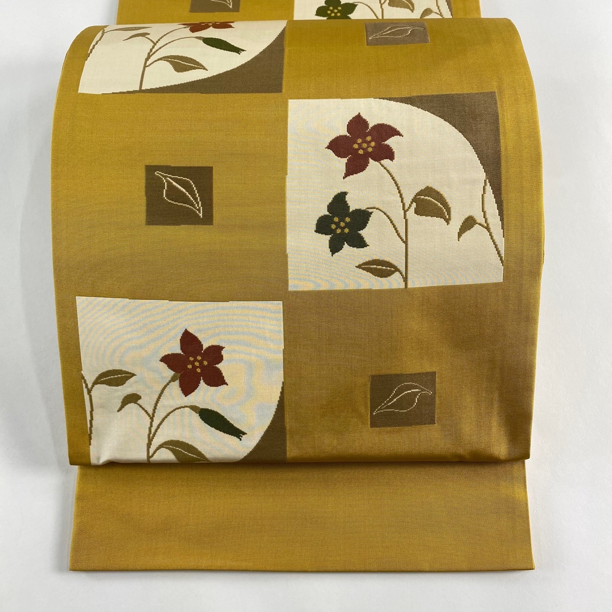 袋帯 美品 逸品 木屋太 落款 証紙 草花 からし色 六通 正絹 【中古】拍卖