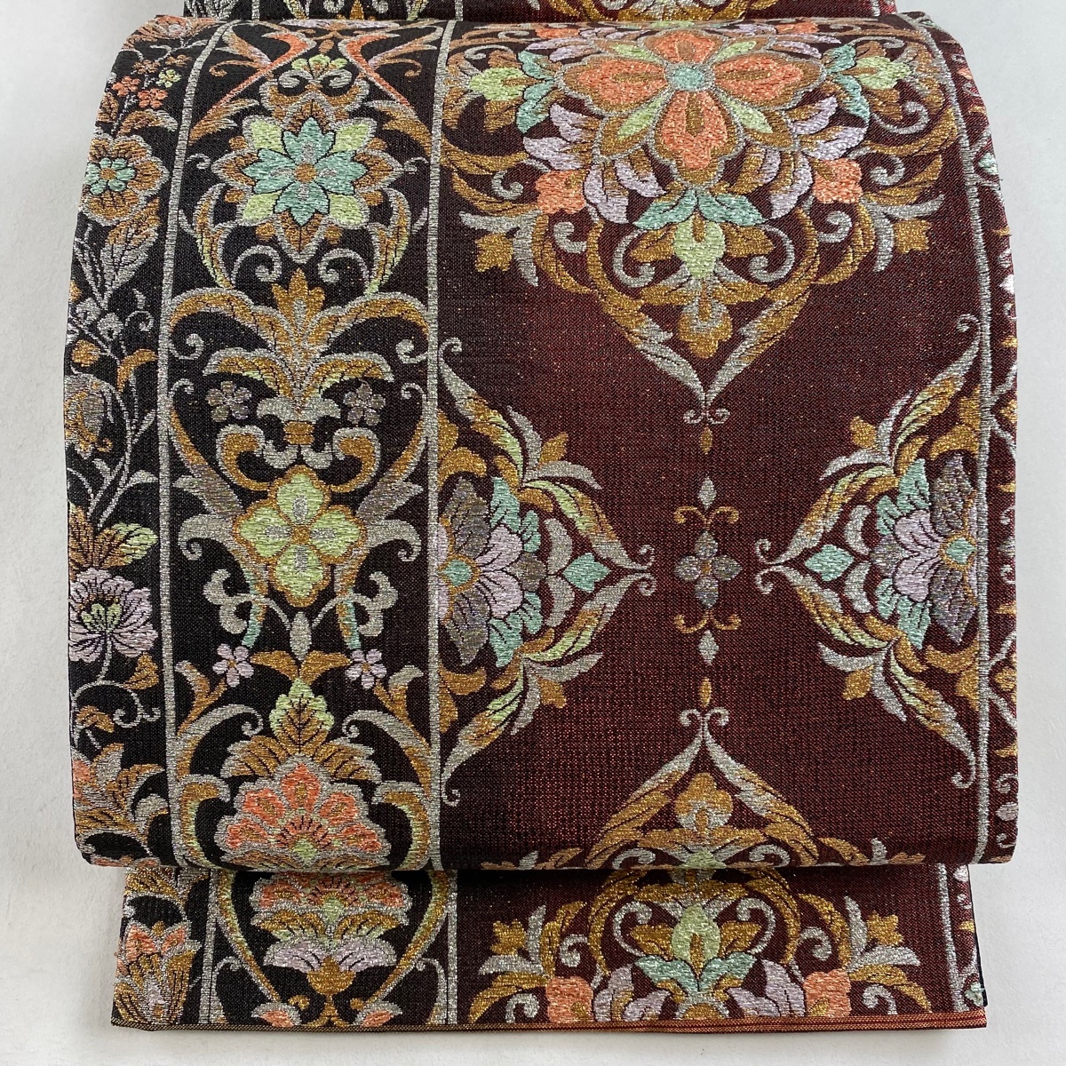 袋帯 美品 秀品 華文 縞 箔 赤 六通 正絹 【中古】拍卖