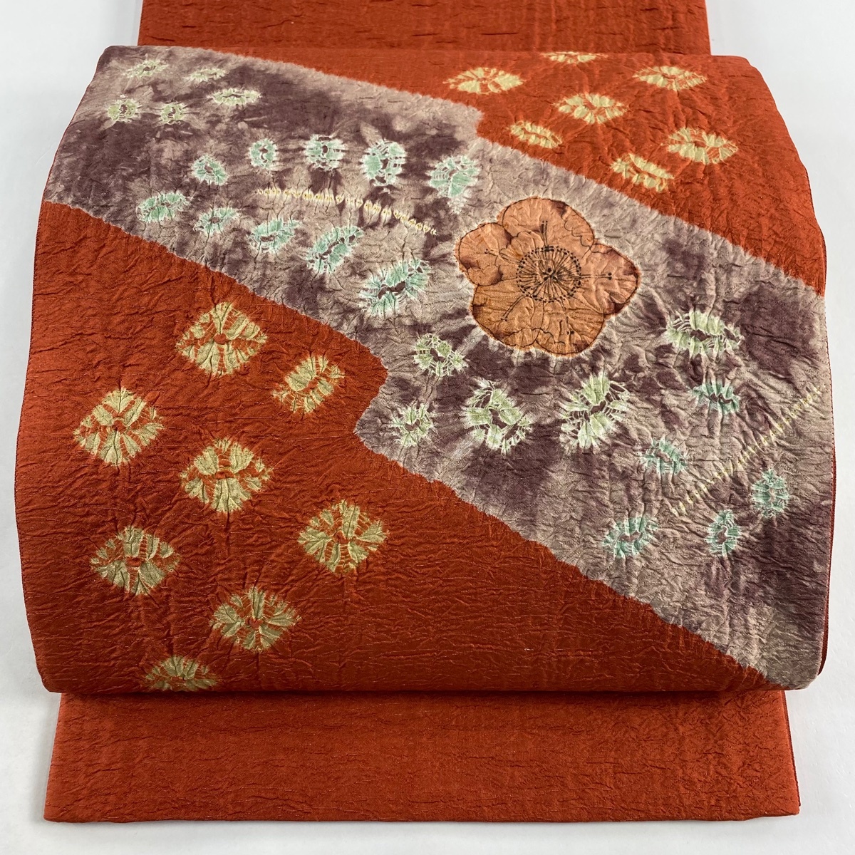 袋帯 美品 秀品 草花 幾何学模様 銀通し 絞り 赤茶 お太鼓柄 正絹 【中古】拍卖