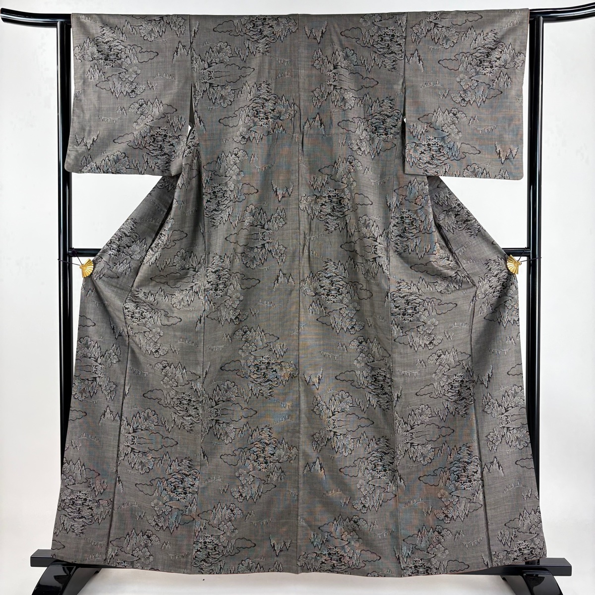 大島紬 身丈161.5cm 裄丈61cm S 袷 純泥染 証紙 風景 樹木 墨色 正絹 秀品 【中古】拍卖