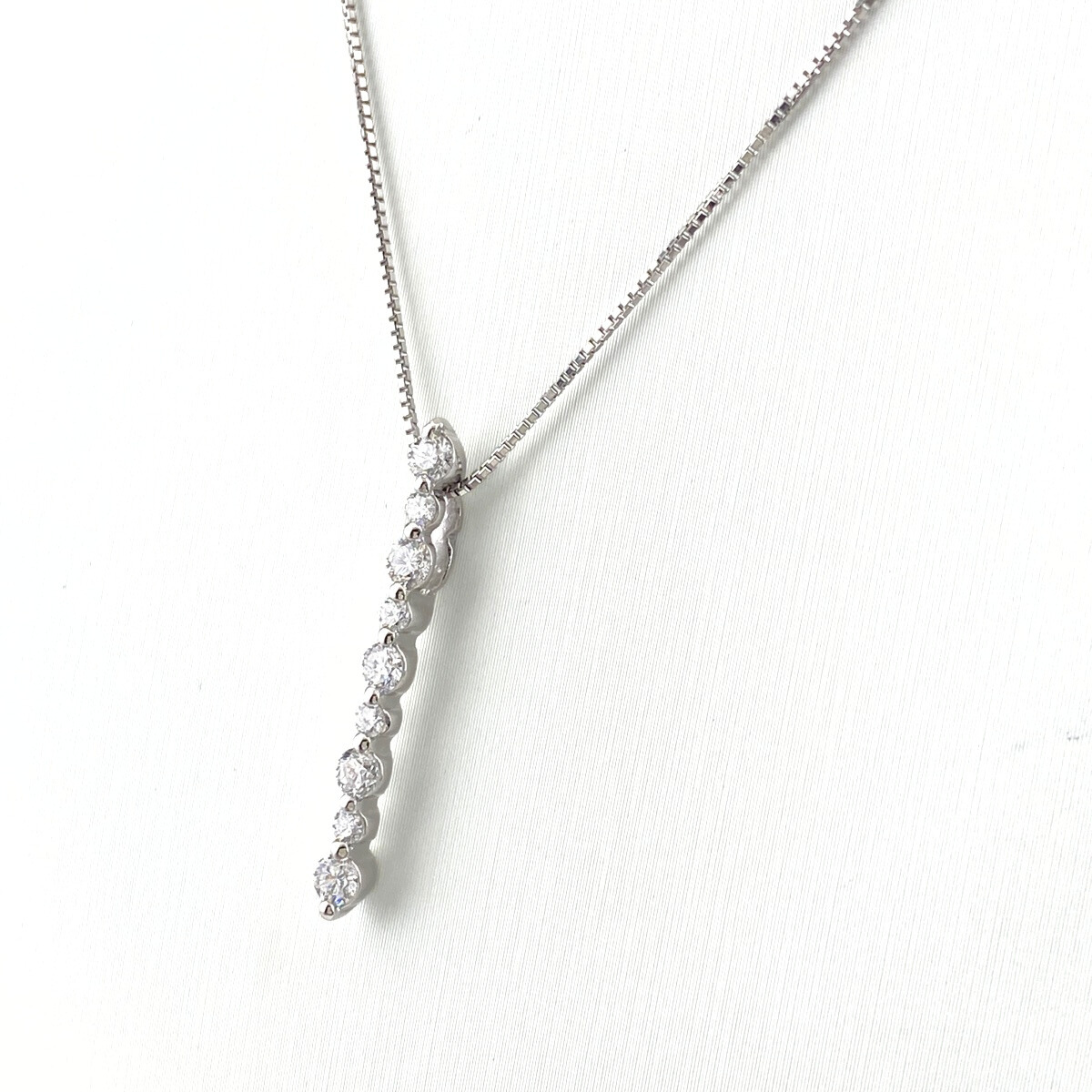 【在庫一掃】 メレダイヤ デザインネックレス プラチナ ペンダント ネックレス Pt900 Pt850 ダイヤモンド 【中古】拍卖