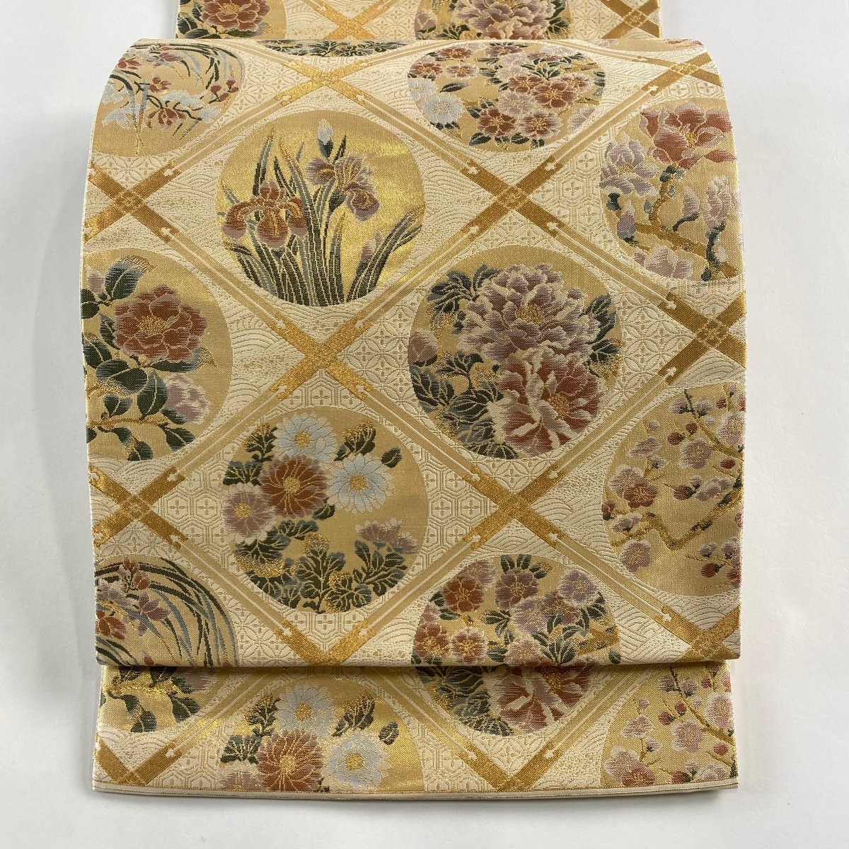 袋帯 美品 秀品 格天井 草花 金糸 箔 ベージュ 六通 正絹 【中古】拍卖