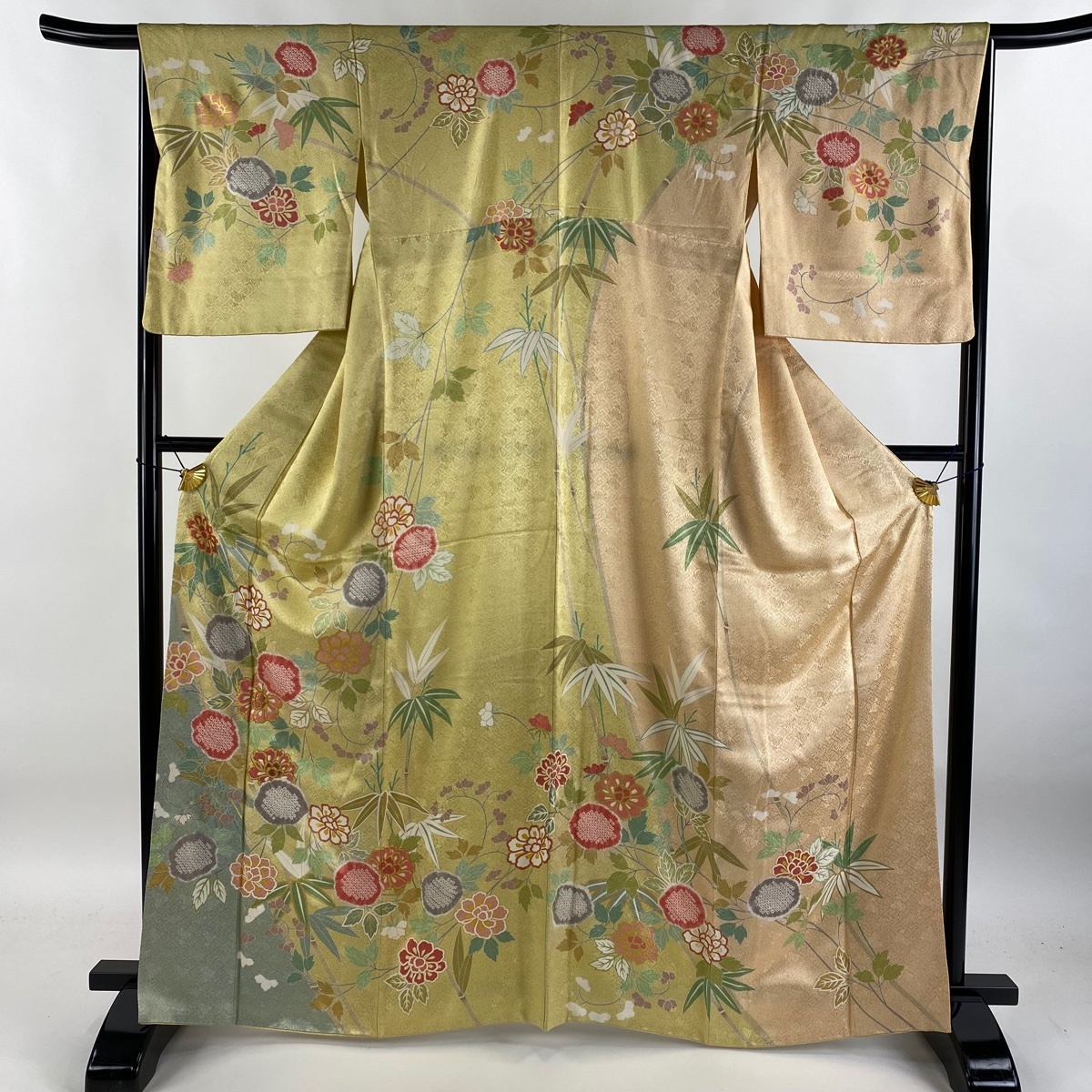 訪問着 身丈165cm 裄丈66cm M 袷 草花 笹 金糸 金彩 黄色 正絹 秀品 【中古】拍卖