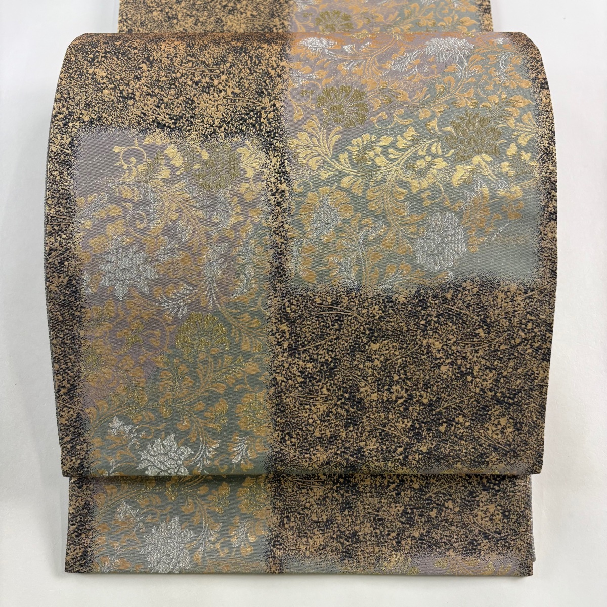 袋帯 秀品 鈴乃屋 花唐草 松葉 金銀糸 箔 灰緑 六通 正絹 【中古】拍卖