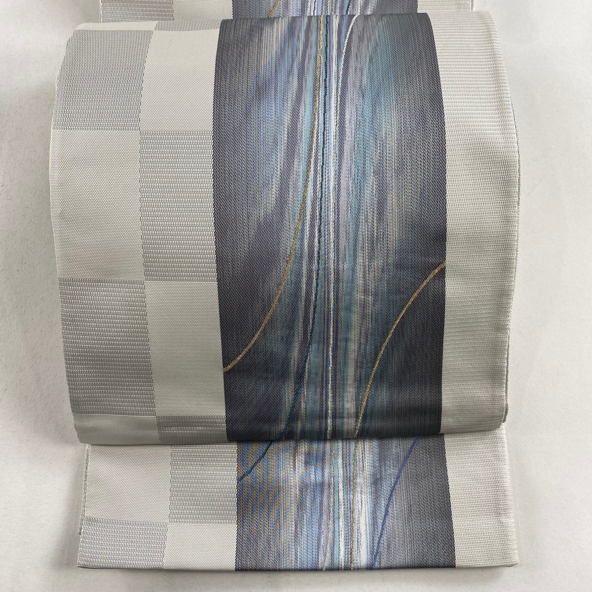 袋帯 美品 名品 スペクトル 市松 幾何学 金糸 箔 灰白 六通 正絹 【中古】拍卖