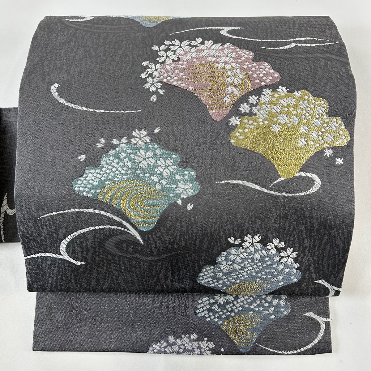 名古屋帯 秀品 桜 流水 金銀糸 箔 灰色 正絹 【中古】拍卖