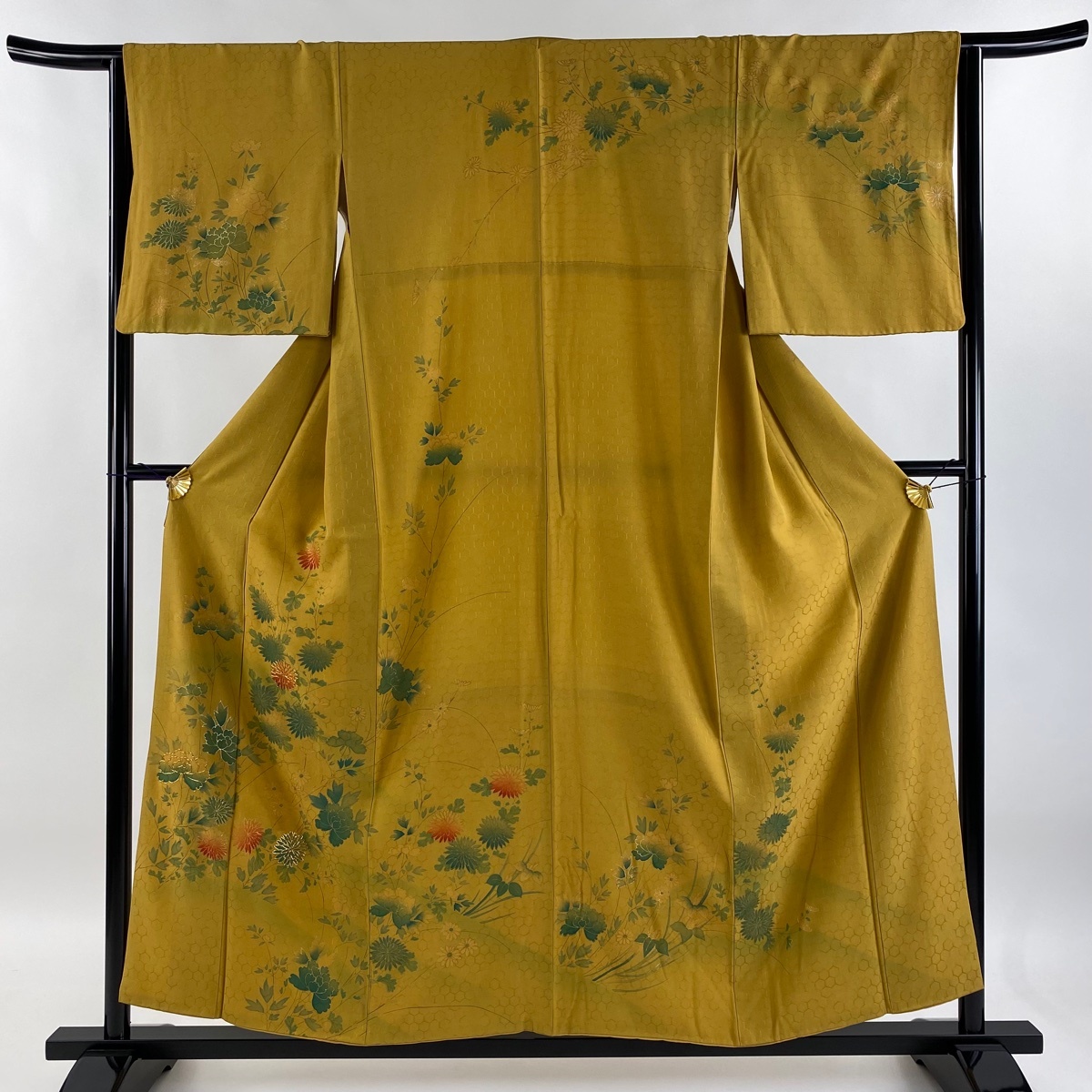 訪問着 身丈155.5cm 裄丈64cm M 袷 牡丹 菊 金糸 金彩 からし色 正絹 秀品 【中古】拍卖