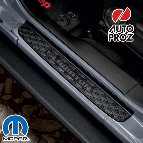 USジープ/MOPAR 純正品 JEEP JTグラディエーター Gladiator ロゴ入り ドアシルガード/スカッフプレート拍卖