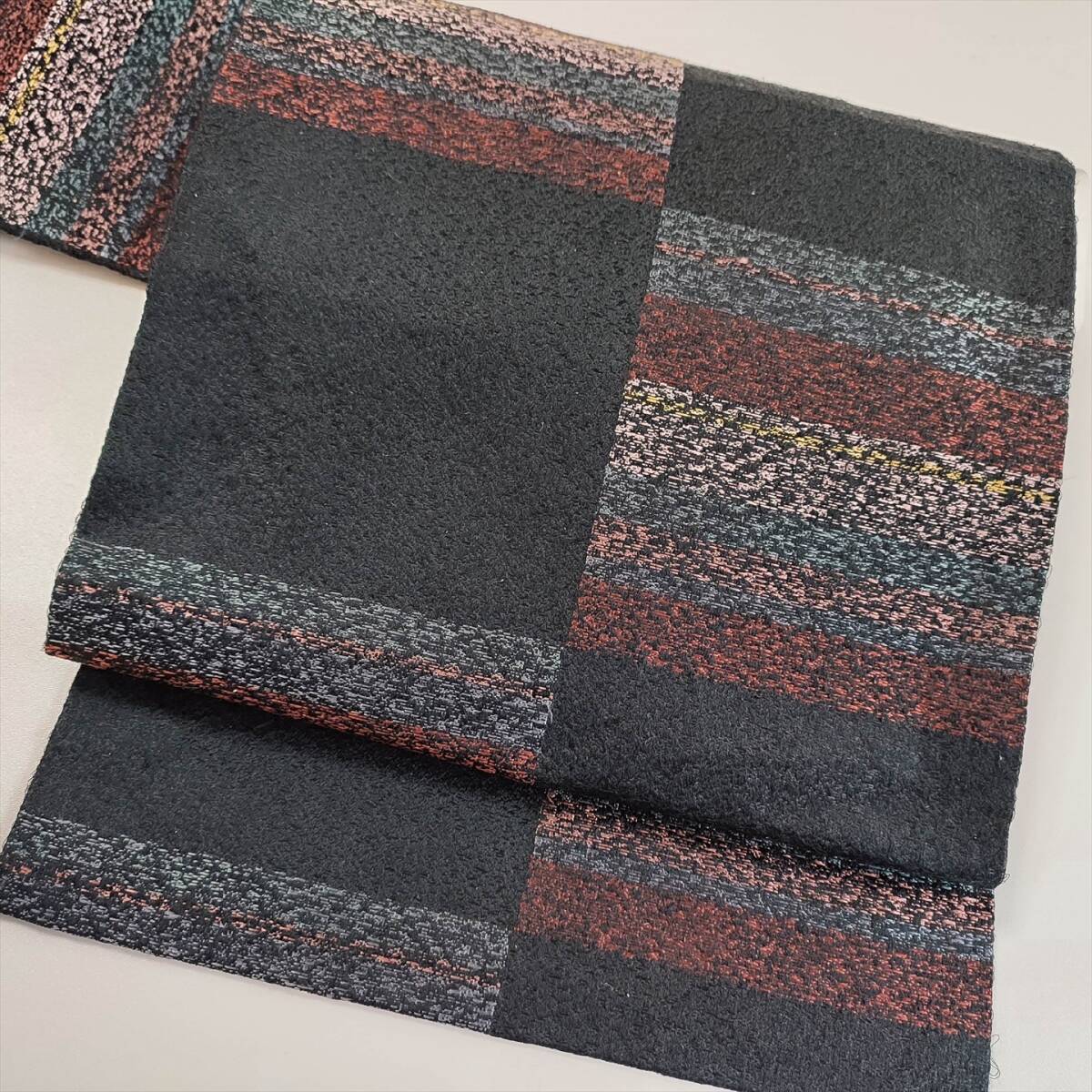 即決■着物の越田■幅32長さ362 正絹 名古屋帯 名古屋仕立て 訳あり品 黒地 シンプル 市松 六通 吾◇み04J09拍卖