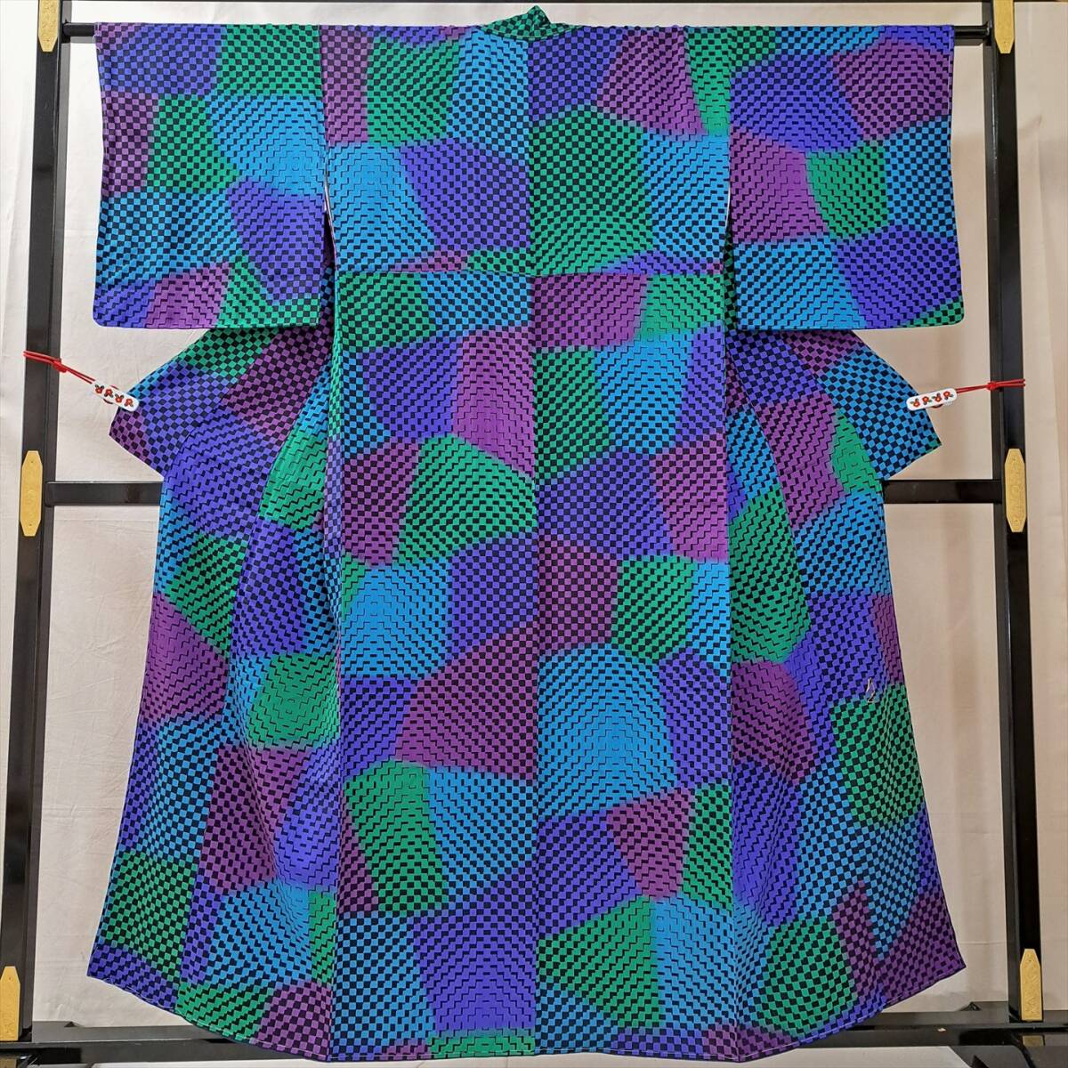 即決■着物の越田■裄67身丈154 正絹 小紋 袷 新品に近い カラフル コスプレ 衣装等 浜ちりめん 落款有 しつけ糸有 ハギレ有 似吾◇み07R07拍卖