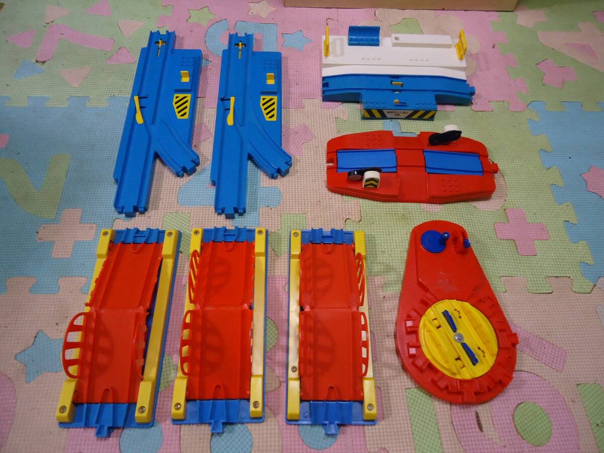 プラレール 踏切 転車台 他 情景パーツ セット まとめて ジャンク拍卖