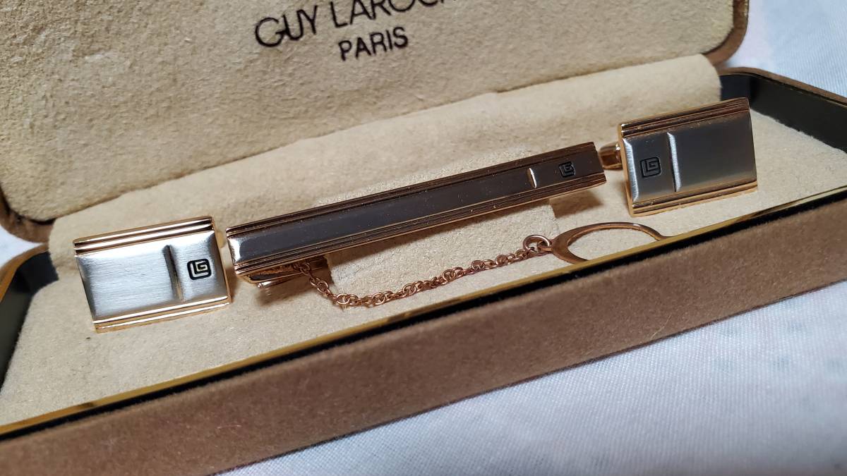 正規即決 GUY LAROCHE ギラロッシュ ゴールド×シルバーカフス ネクタイピン SET カフリンクス タイピン ブロックボタン クリップタイバー拍卖
