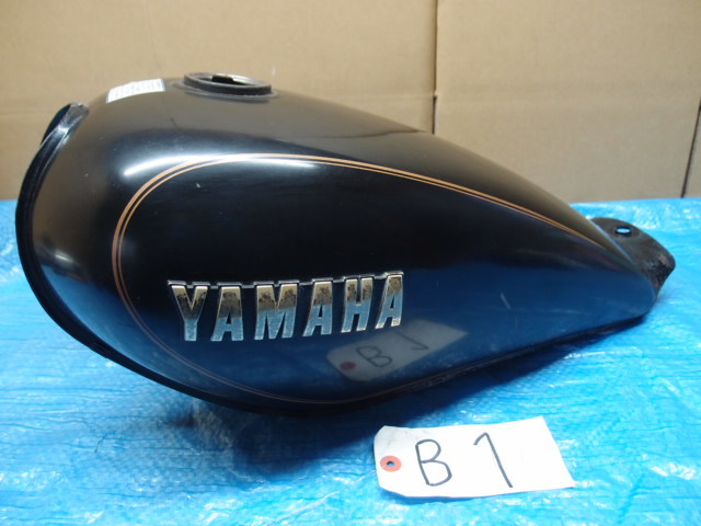 ヤマハ RX50 タンク (内部汚れや錆あり) 実動車体1台分解体部品多数出品☆彡拍卖