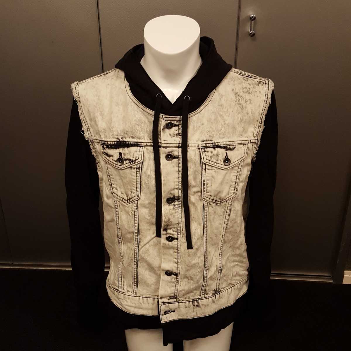 ★【美品】H&M DIVIDED パーカーデニムベスト 白黒拍卖