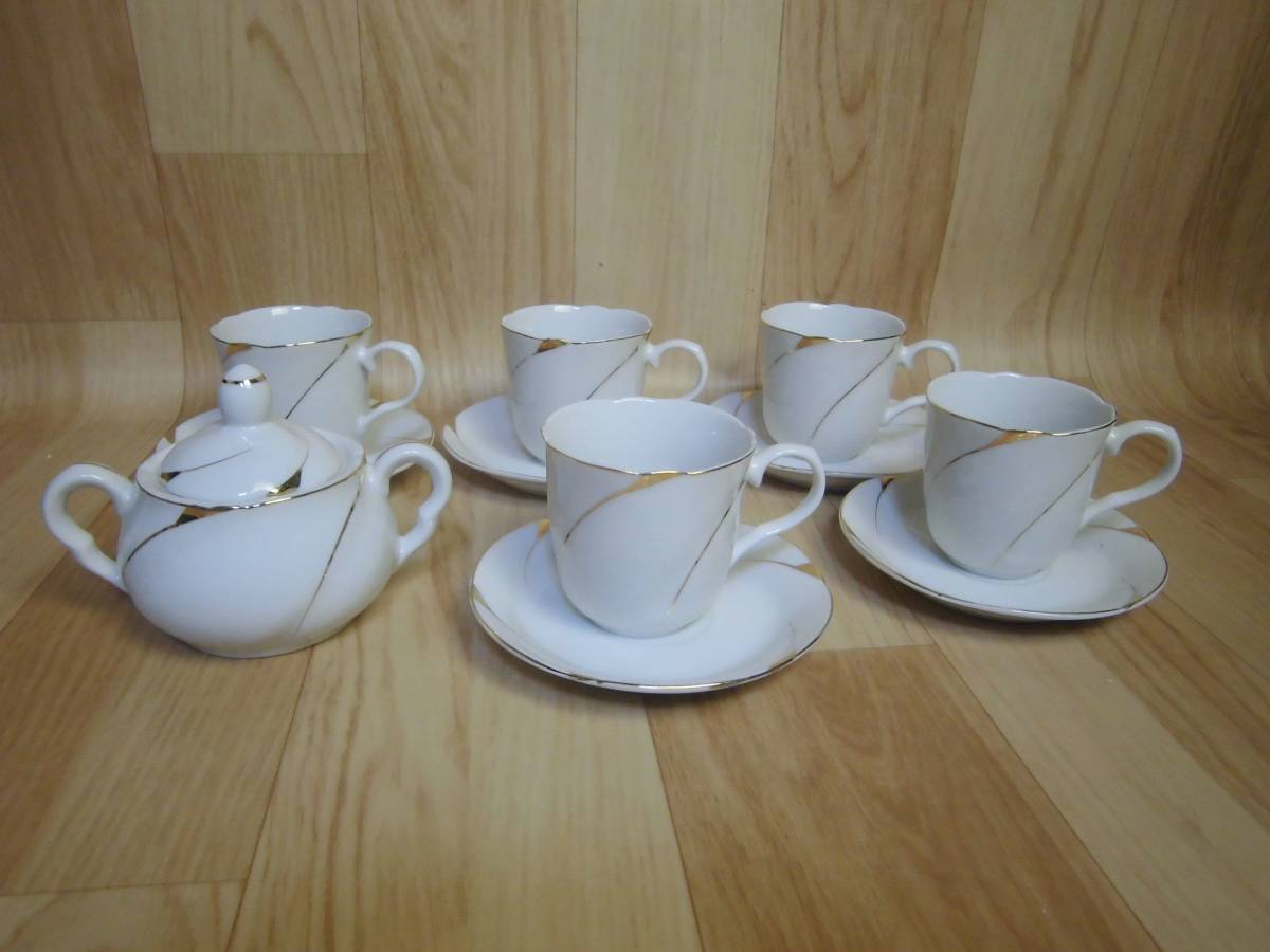 TAKITO CHINA シュガーポット・ カップ&ソーサー5客セット拍卖