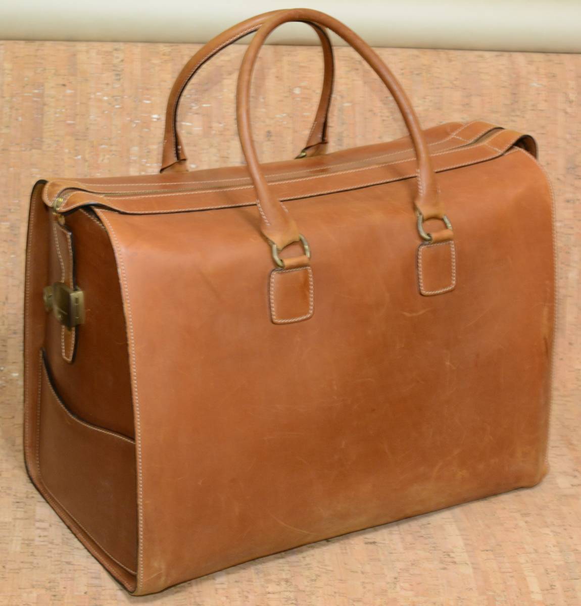 本物 ダンヒル 最高級 極上 ブライドルレザー イギリス製 本革 最高級レザー バッグ 茶 ブラウン■逸品 ショルダーベルト 鍵付き拍卖