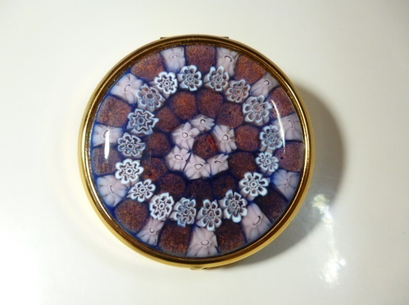 β Venetian glass ベネチアングラス ピルケース 小物入れ β ベネチアンガラス ミルフィオリ ベネチアン ヴェネチアン拍卖