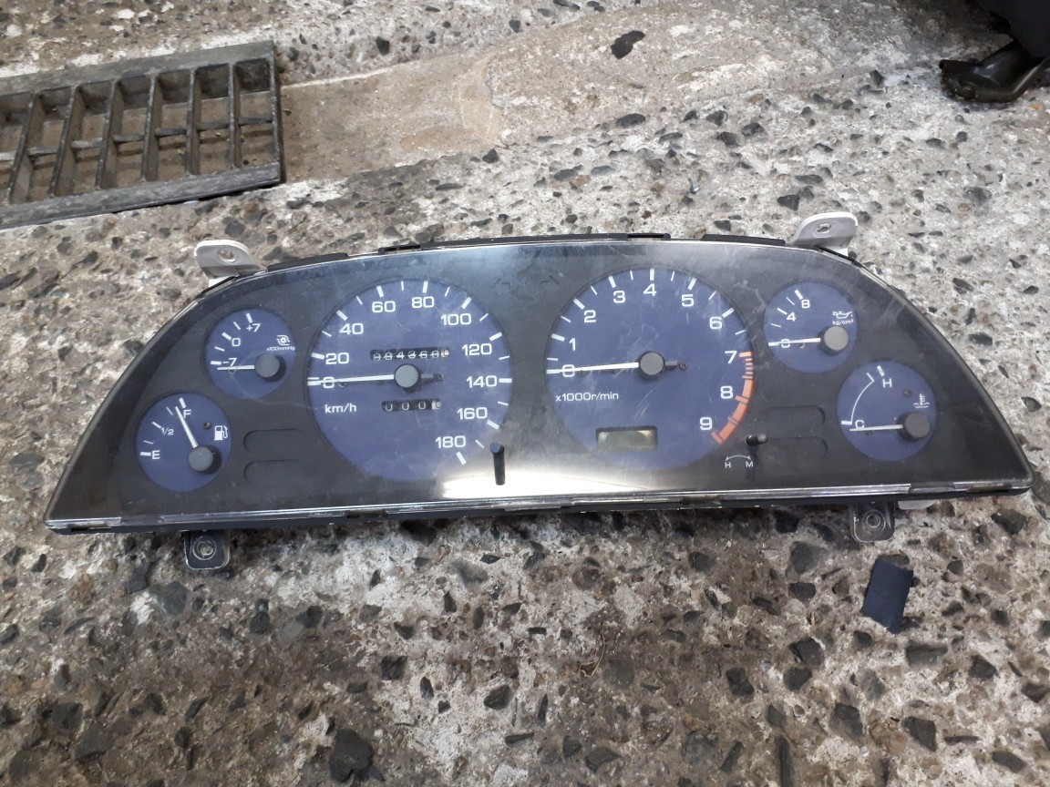 スカイライン R32 GT-ST タイプM用 スピードメーター(走行距離 94368km)拍卖