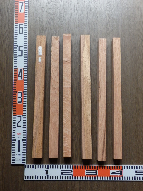 b0081705 赤楢6本●棒材●角材☆無垢板1枚板 木材 板 DIY 板材 天板 棚板 テーブル 看板 花台など種類豊富!拍卖