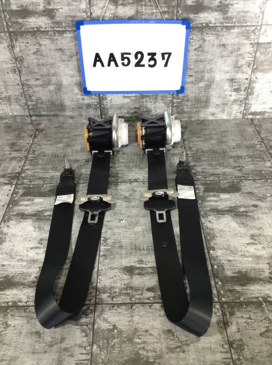 ★★★AA5237★★ HY51 日産 フーガ シートベルト 左右セット 運転手席側 助手席側 TK-AH2-G2272(R) TK-AH2-G2273(L)拍卖