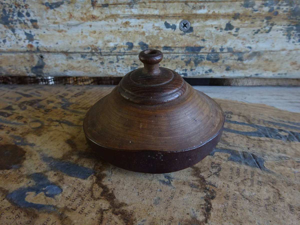 【古い木製の香合】茶道香道華道古道具アンティークインテリアインダストリアル骨董蓋物無垢材ロクロ細工木工床の間アロマ香炉拍卖