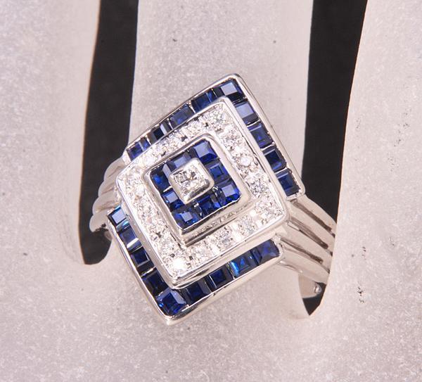 《質屋出品》Pt900★天然サファイア+ダイアモンドデザインリング★k-3828拍卖