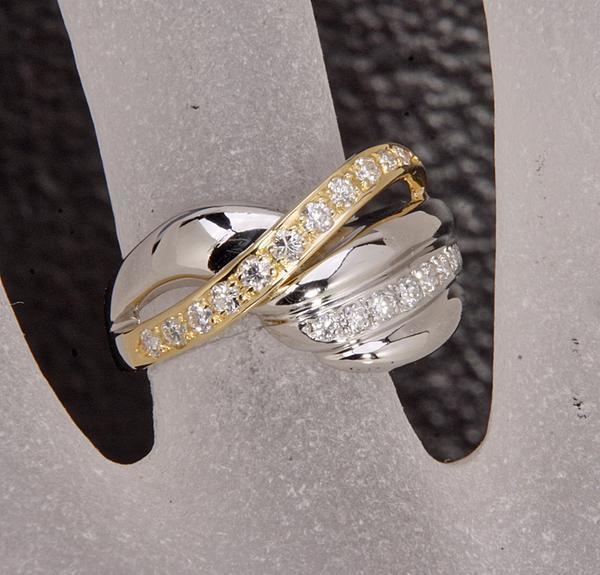 《質屋出品》Pt900/K18★天然ダイアモンド20石のリング★k-3257拍卖