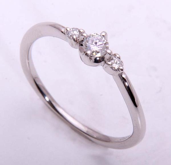 《質屋出品》4℃★Pt950天然ダイアデザインリング★C-3985拍卖