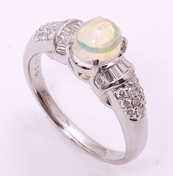 《質屋出品》Pt900★天然オパール1.47c+ダイアモンドリング#21.5★C-4708拍卖