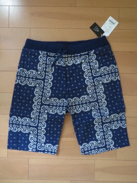 送料無料 特価 AZUL by moussy アズールバイマウジー ペイズリープリント ハーフパンツ ショートパンツ 半ズボン 紺 S 正規品 新品未使用拍卖