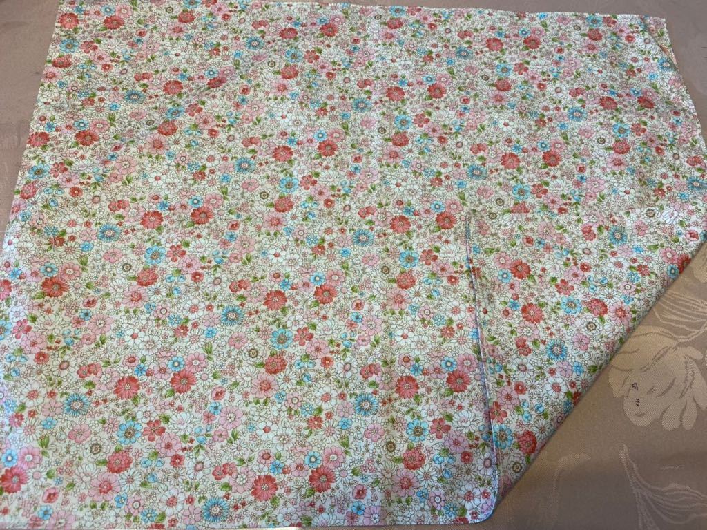 No.464 裏付ランチョンマット ハンドメイド 35x45 赤色小花柄拍卖