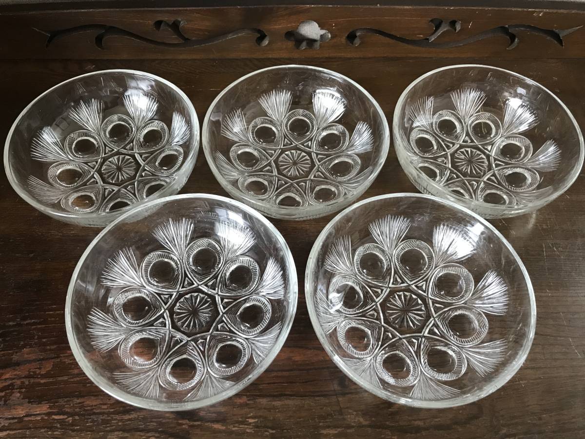 プレスガラスのお皿 Press glass サラダ皿 昭和レトロ食器 5皿セット拍卖
