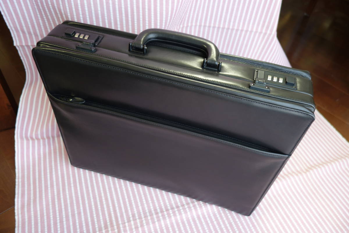 アタッシュケース ハインリッヒホフマン 黒 牛皮 Hofmann HH 西ドイツ製拍卖