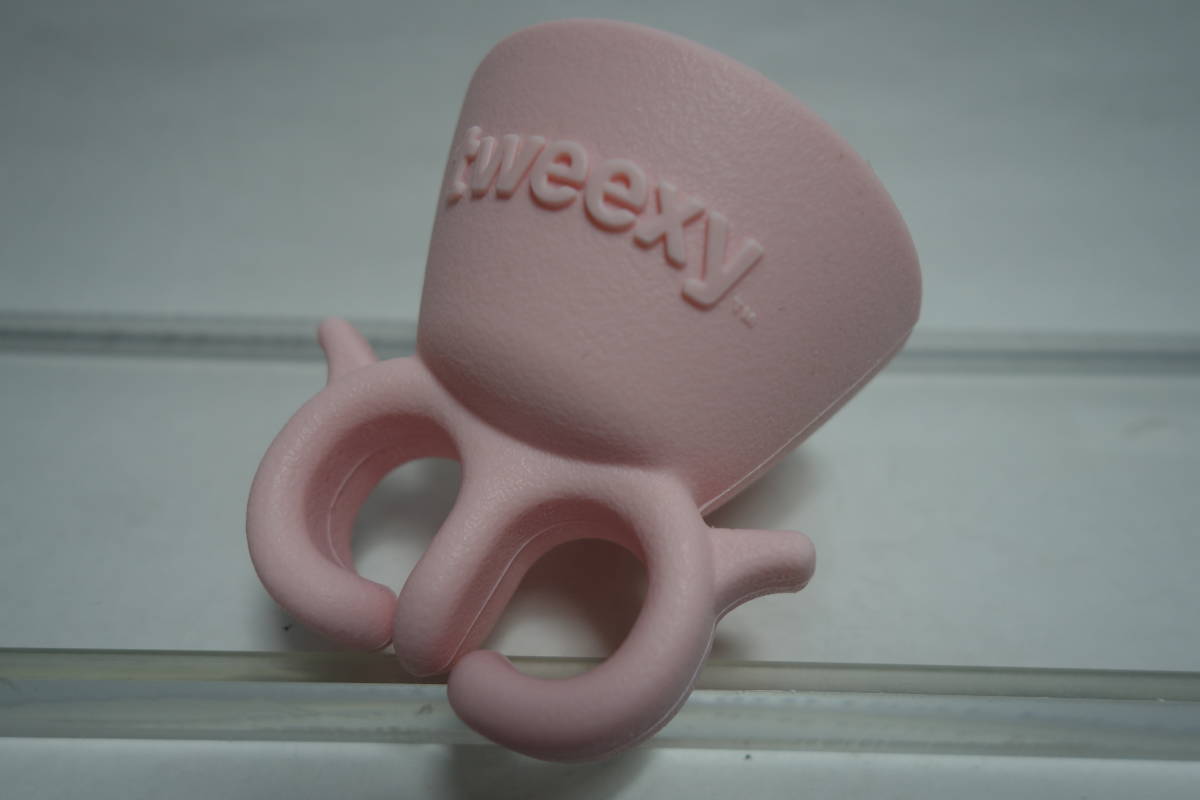 tweexy ツイクシー ネイルボトルホルダー セルフネイル派のお助けアイテム拍卖