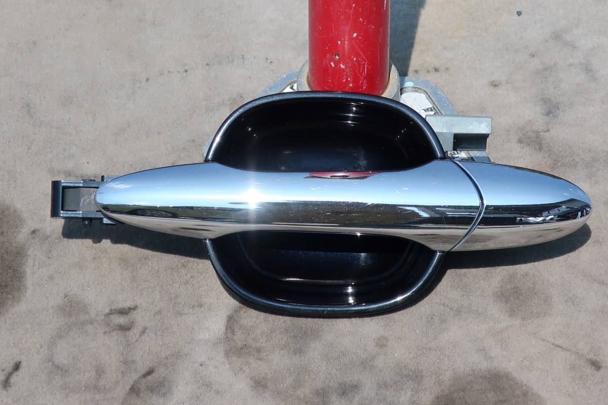 H16 DBA-RB1 RB オデッセイ タイプM K24A 2WD AT 純正 リア左 後席左側 ドア アウタードアキャッチ (スマートキー車両) B92P / 82885km拍卖