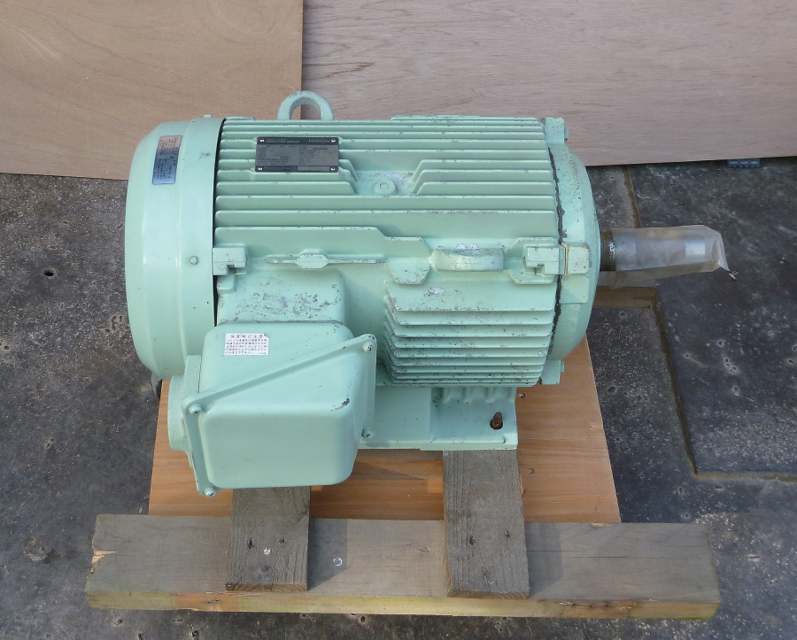日立 インダクションモーター 三相 18.5KW 2POLE 440V 60Hz TYPE:TFOA 未使用だと思います ②拍卖