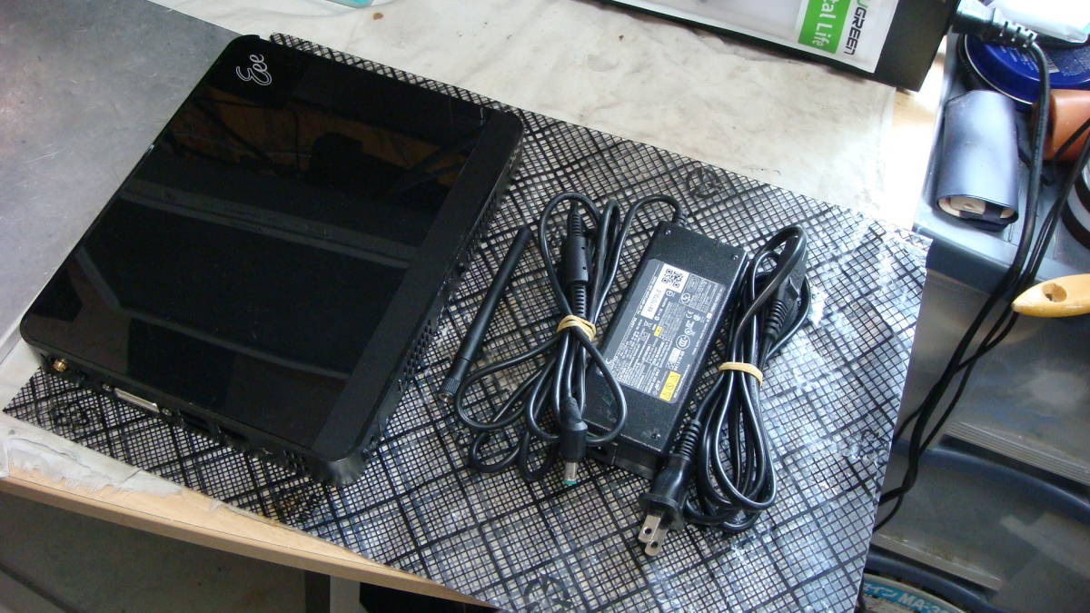 Windows10 Intel ATOM N270 1.6GHz メモリ2GB SSD80GB ASUS Eee BOX AS B202 送料無料 拍卖