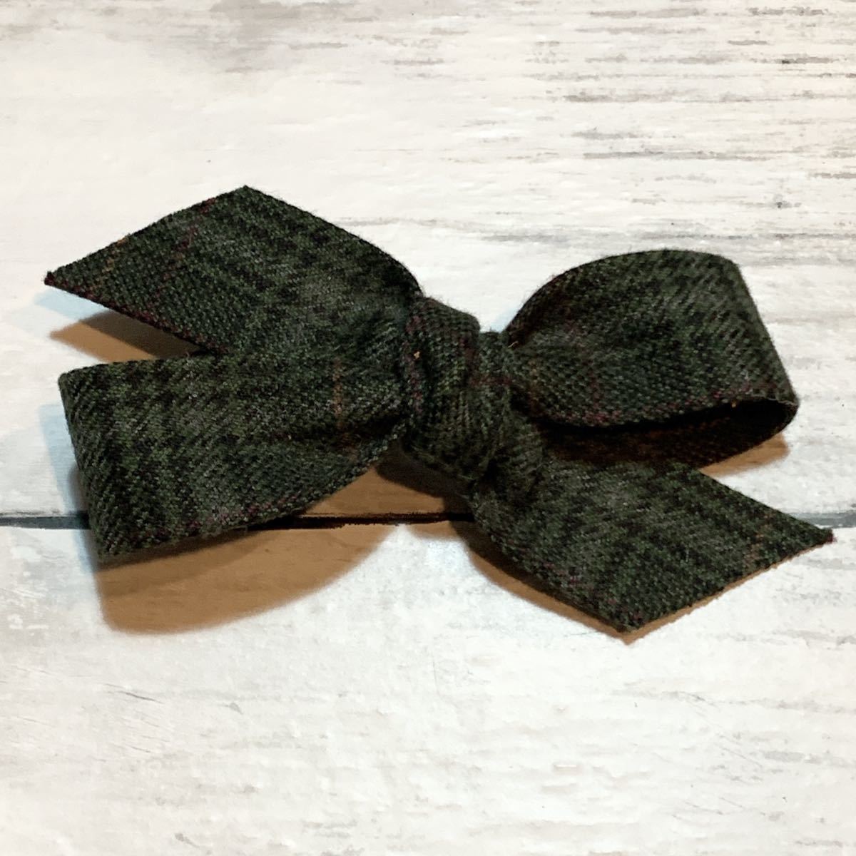 チェック柄 リボンクリップ ヘアクリップ ヘアアクセサリー 緑〈新品未使用〉秋冬用 ST_M9拍卖