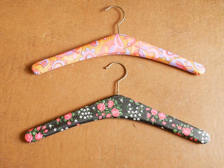 レトロ ハンガー 柄 2本セット ドイツ ビンテージ拍卖