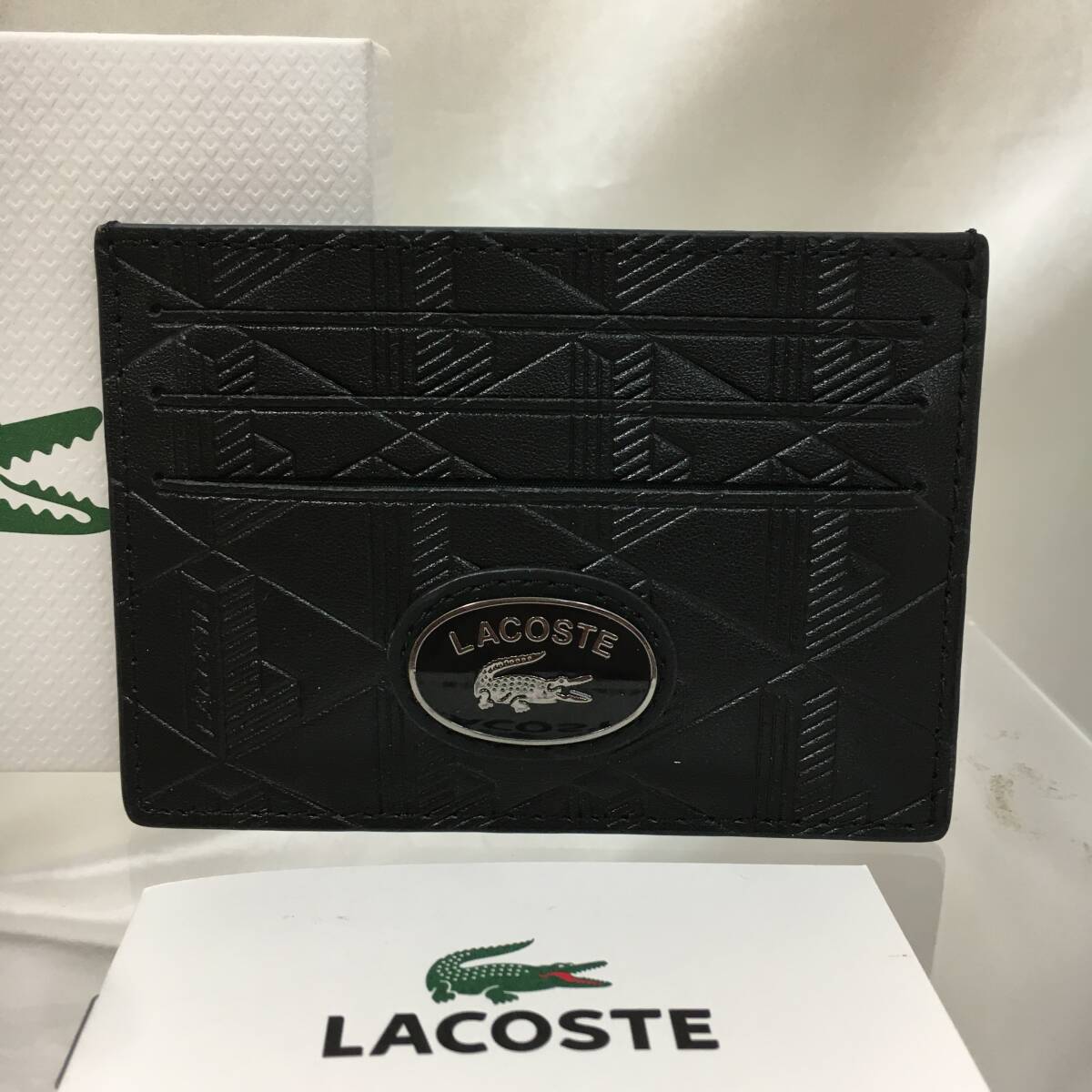 【三沢店81-1-0910】LACOSUTE ラコステ モノグラム RFIDレザージップカードホルダー NH4574MR ブラック拍卖