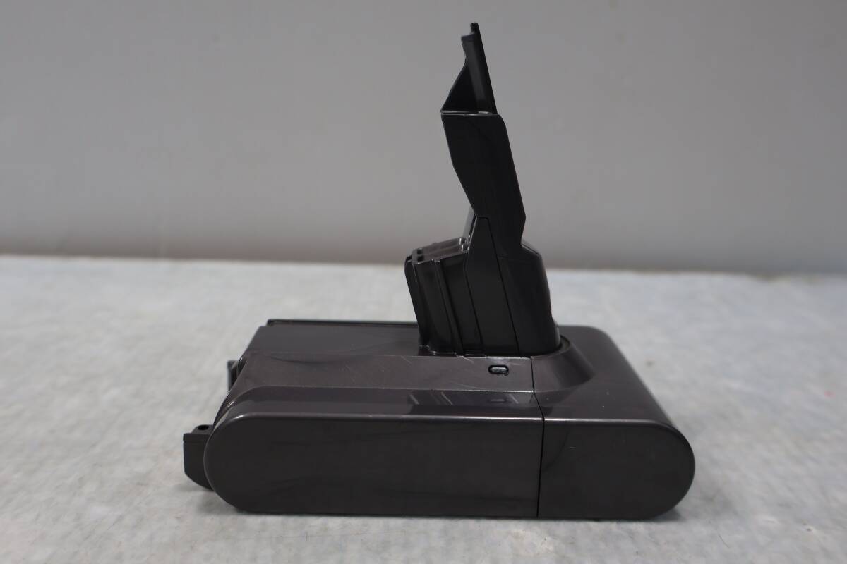 G4927(SLL) Y Dyson ダイソン純正バッテリー Sv11(V7用)21.6V 2100mAh 46Wh【動作確認済】拍卖