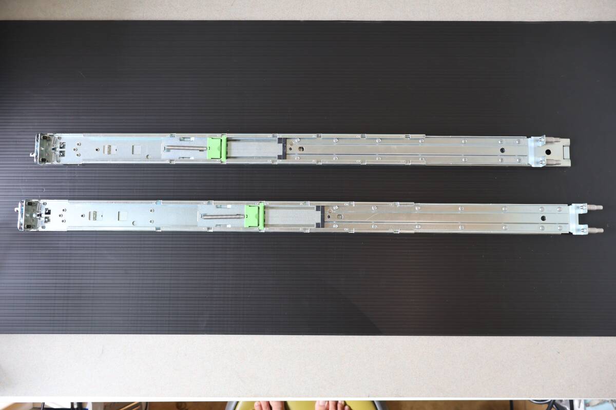 S1053 & 左右セット Fujitsu 富士通 A3C40174941 PRIMERGY ラックレール rail kit RX2530M1/M2 拍卖