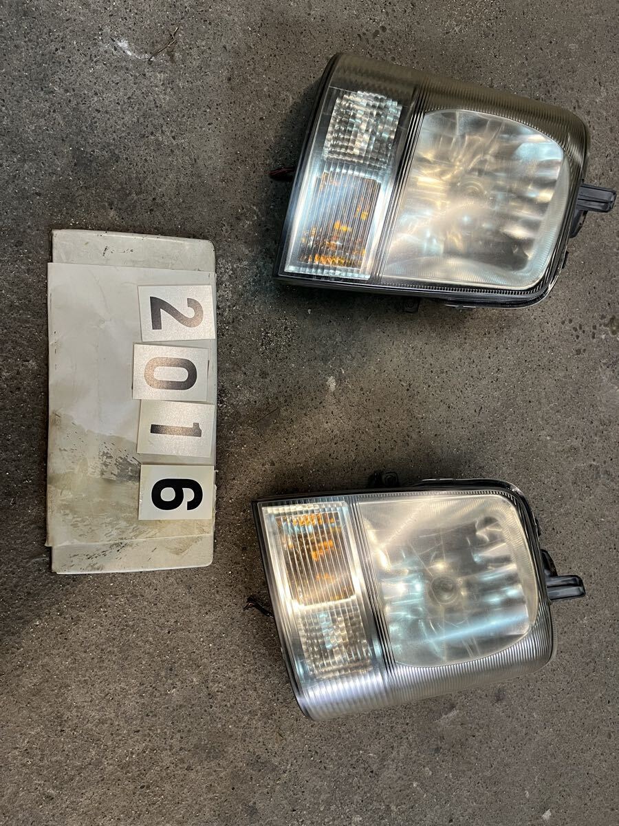《ヘッドライト》 スズキ エブリィ純正 左右セット拍卖