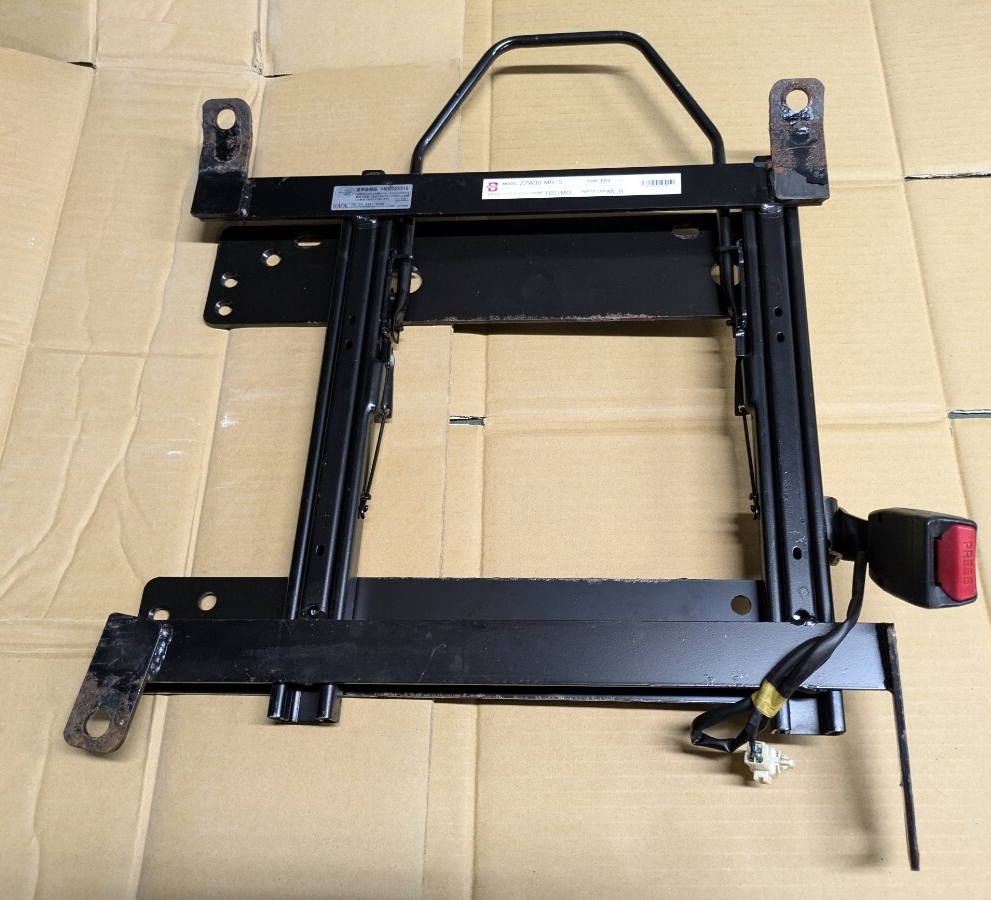 MR-S ZZW30用 運転席側 右側 シートレール ブリッド BRIDE TO51MO拍卖