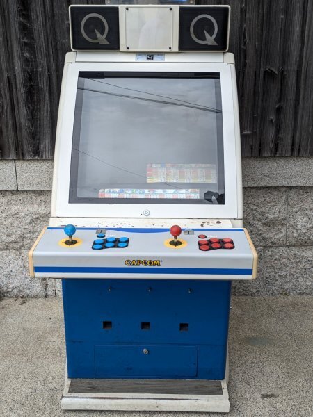 CAPCOM カプコン Q GRANDAM 25 グランダム アーケードゲーム筐体 通電確認済み 直接引取可能拍卖
