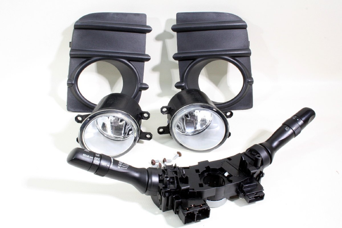 ZRE152 カローラ ルミオン S H20年式 (NZE151) 純正 フォグランプ 左 右 カバー スイッチ付 2ZR AT 2WD S8A...拍卖