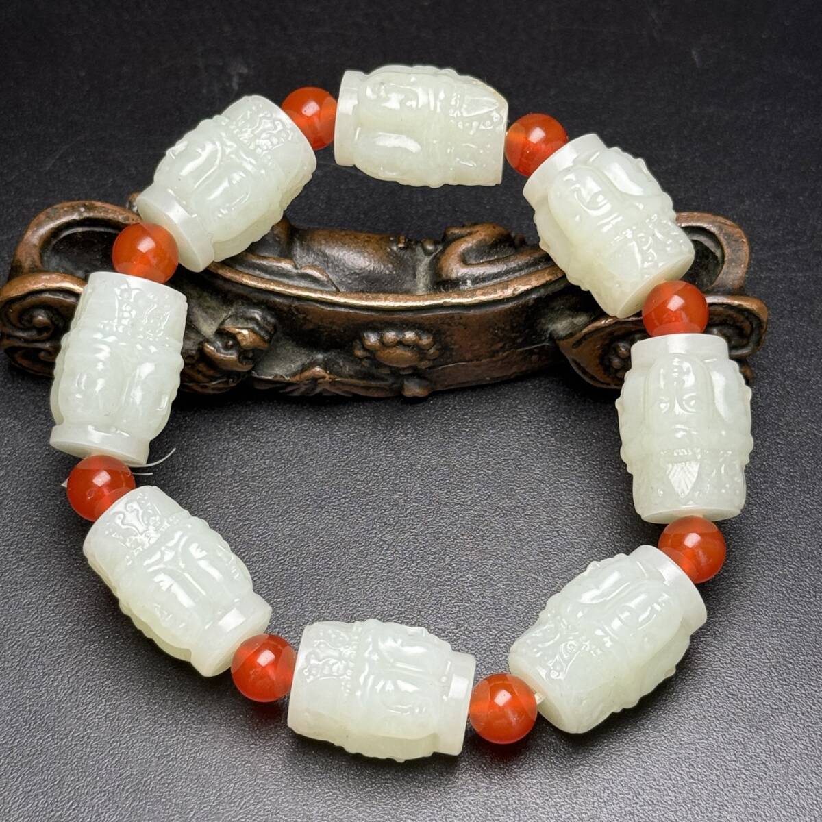 旧蔵 清 玉彫 和田玉 三面仏手串 護佑平安 造型精美 線條流暢 玉質温潤 包漿醇厚 極細工 中国古玩 骨董品 古美味 209拍卖