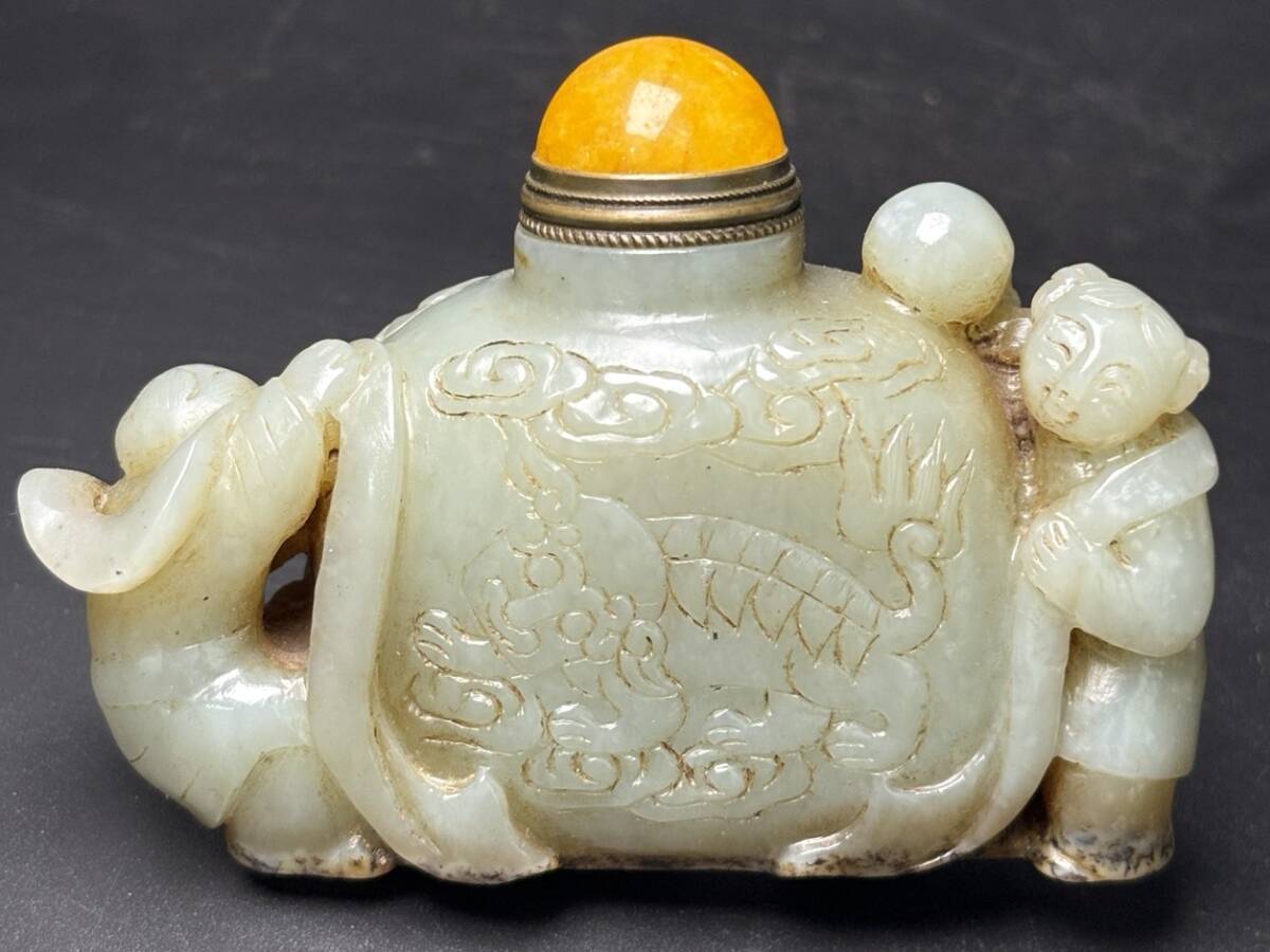 旧蔵 清 玉彫 和田玉 鼻煙壺 シード料 雙子鼻煙壺 彫刻精美生動 玉質温潤 沁色天然 極細工 中国古玩 骨董品 古美味 209拍卖