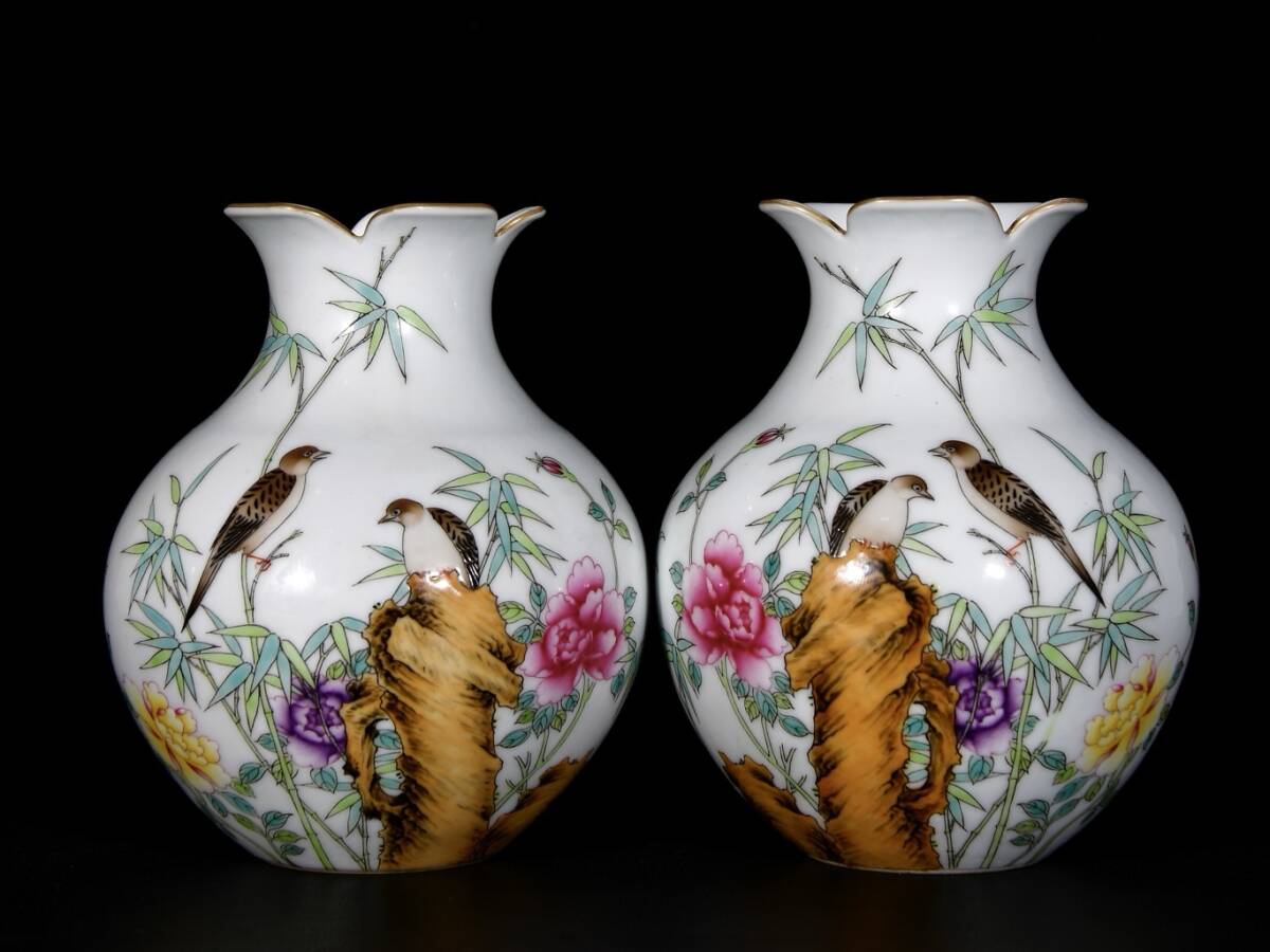 旧蔵 清 乾隆年製 エナメル彩花鳥紋 石榴尊 陶芸 古陶磁器 中国磁器 極細工 中国古玩 骨董品 古美味 209拍卖