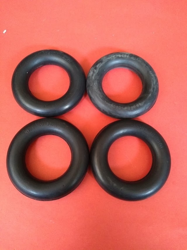 AE86 マフラー吊りゴム4個セット(センター&リア)拍卖